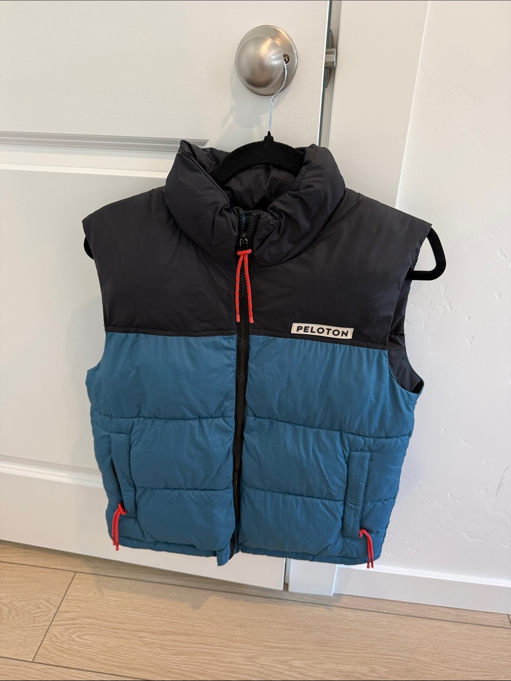 Peloton women’s puffer vest